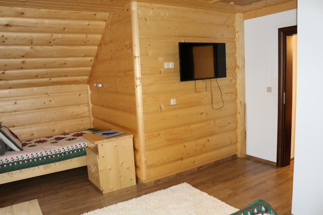 Szostak Apartament Banska Nizna Buitenkant foto